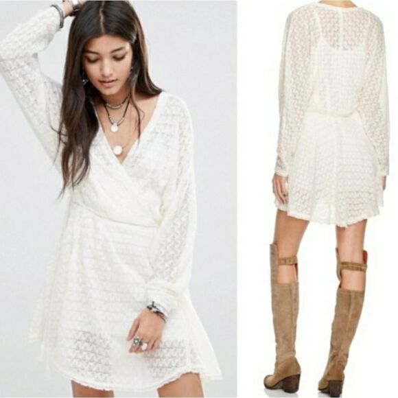 FREE PEOPLE Snug Bug Knit Lace Tassel Wrap Drape Mini Dress In Ivory - Picture 15 of 15